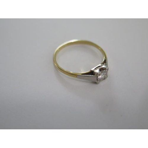 11 - An 18ct yellow gold diamond solitaire ring size O - approx weight 2 grams - diamond bright and livel... 