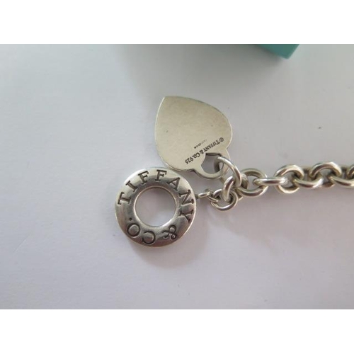 28 - A Tiffany & Co 925 silver watch chain Heart tag bracelet - Length 20cm - approx weight 38 grams - so... 