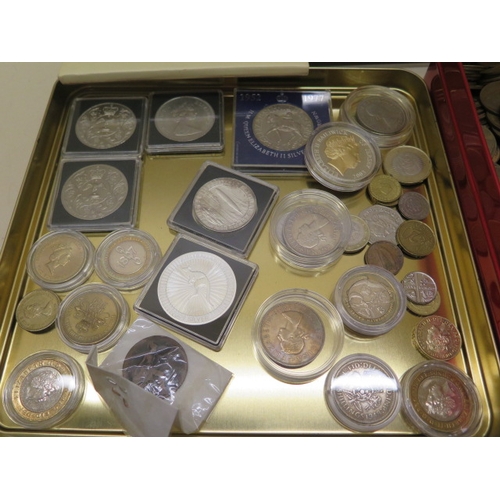 207 - A collection of assorted coinage and bank notes including seven proof sets