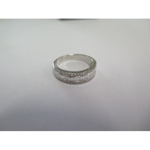 95 - An 18ct fine quality white gold diamond half eternity ring - approx 1ct of diamonds - ring size O - ... 