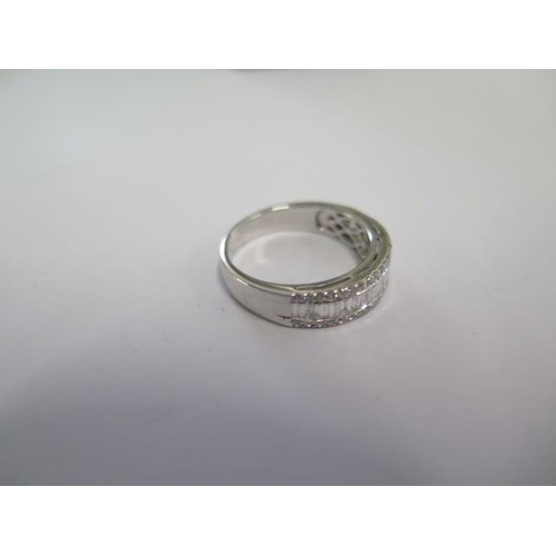 95 - An 18ct fine quality white gold diamond half eternity ring - approx 1ct of diamonds - ring size O - ... 