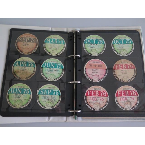 310 - A good collection of British Vehicle tax discs including 25 dating from 1924 to 1937 and 176 dating ... 