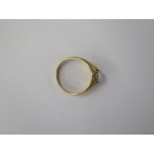 111 - An 18ct yellow gold diamond ring - the diamond approx 6mm x 4mm x 3mm - ring size L/M - approx weigh... 