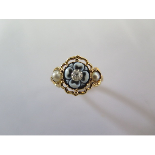 146 - An antique 15ct (tested) pearl sardonyx and diamond ring - the ring mount is finely worked all over ... 