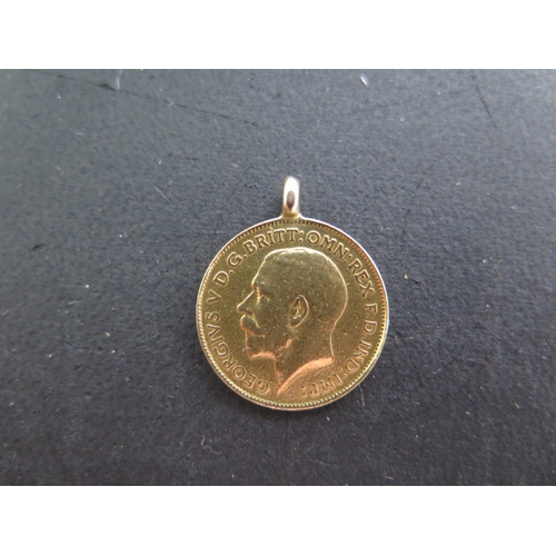 227 - A George V gold half sovereign dated 1913 with pendant mount - approx weight 3.9 grams