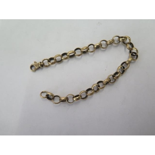 23 - A 9ct yellow gold bracelet - Length 20cm - catch good - approx weight 11.5 grams