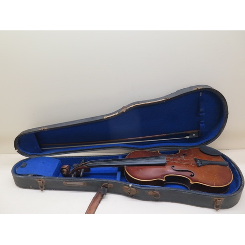 280 - A Czechoslovakia Antonius Stradivaris labelled violin with a two piece 34cm 13 1/4