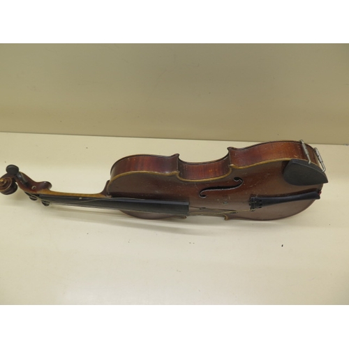 280 - A Czechoslovakia Antonius Stradivaris labelled violin with a two piece 34cm 13 1/4