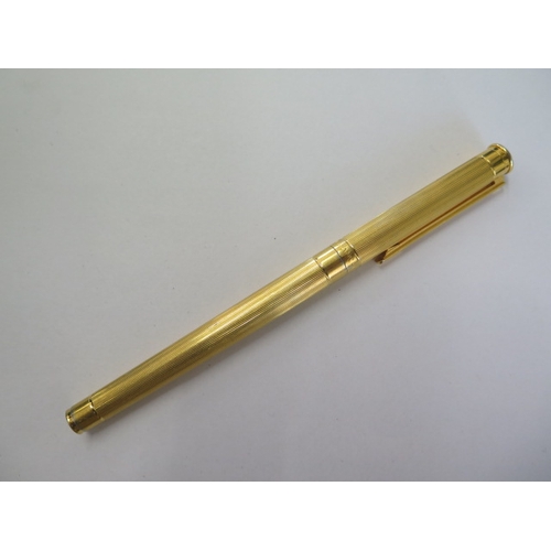 285 - A Mont Blanc plated cartridge ink pen - Length 14cm - working, some slight wear to plate