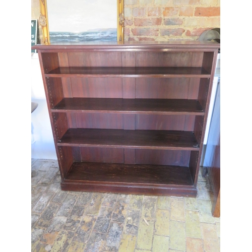 579 - A mahogany open bookcase with three adjustable shelves - Width 120cm x 120cm