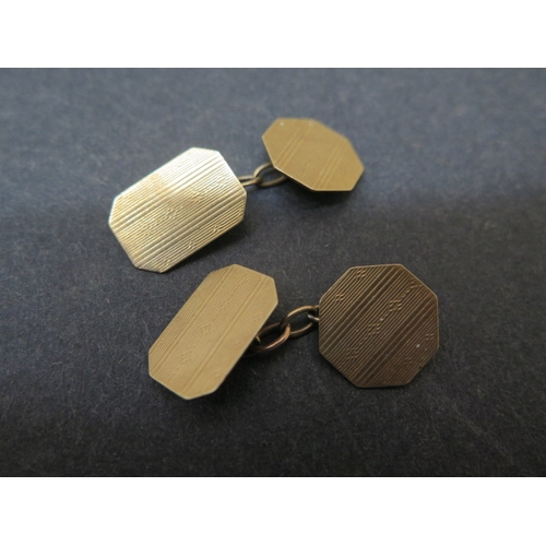 157 - Two pairs of 9ct gold cufflinks - approx weight 4 grams