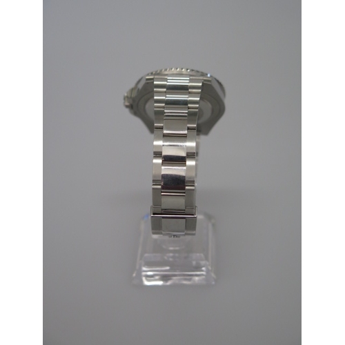 2 - A 2022 Rolex Oyster Perpetual date GMT-MASTER II stainless steel bracelet gentleman's wristwatch wit... 