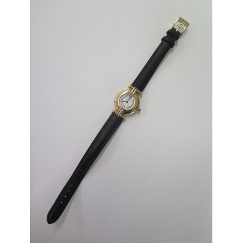 51 - A Must de Cartier gold plated 925 silver ladies quartz wristwatch 1902 - no CC162866 - on a leather ... 