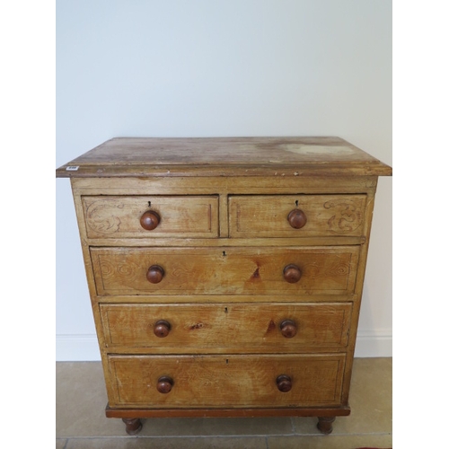 546 - A Victorian five drawer pine chest of drawers with original grained finish - Height 107cm x 92cm x 4... 