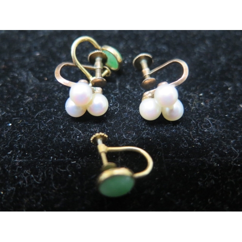 131 - Two pairs of 9ct yellow gold earrings with pearl and jade