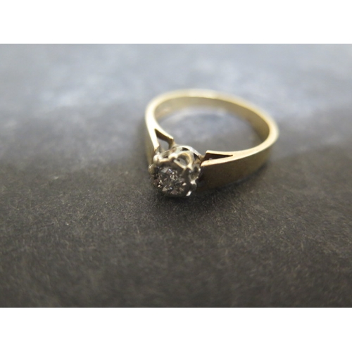 143 - A 9ct yellow gold single stone diamond ring size O/P - weight approx 2.9 grams