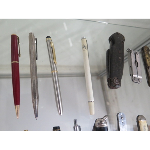 416 - Ten vintage pens and 11 vintage penknives