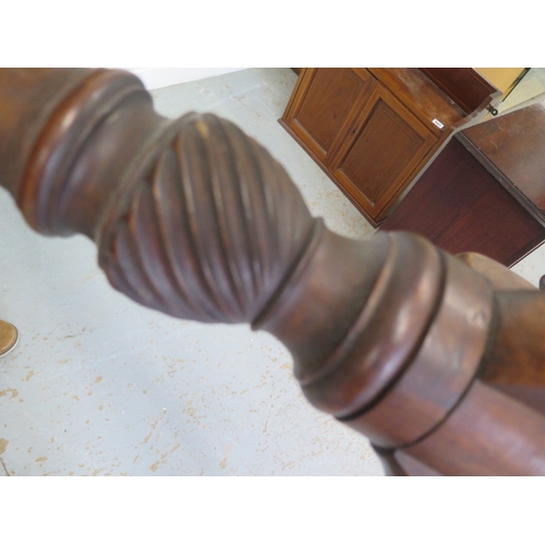 506 - A 19th century mahogany tripod table with a 78cm diameter top