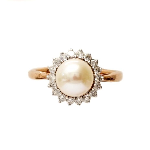 124 - A 9ct rose gold pearl and diamond ring size N - approx diamond weight 0.37ct