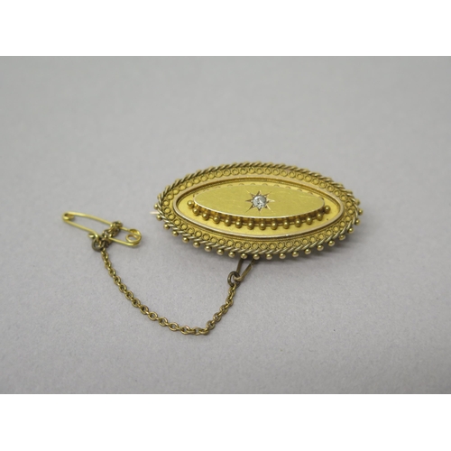 172 - A late Victorian 15ct yellow gold (hallmarked) Etruscan style brooch set with diamond - approx 4cm -... 