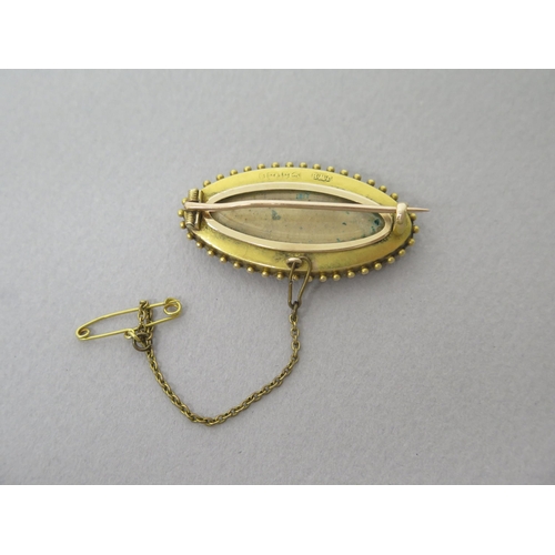 172 - A late Victorian 15ct yellow gold (hallmarked) Etruscan style brooch set with diamond - approx 4cm -... 