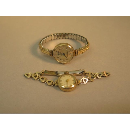 267 - Two ladies 9ct yellow gold cased watches with plated straps - cases approx 2cm and 1.7cm