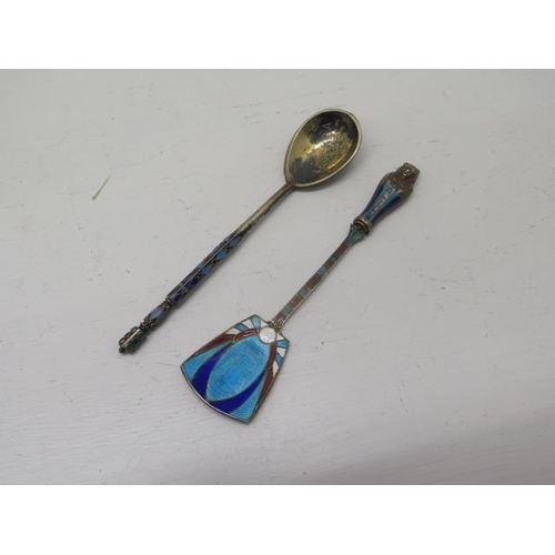 280A - A Russian silver gilt and enamel spoon (hallmarked)  with enamel in very good overall condition appr... 