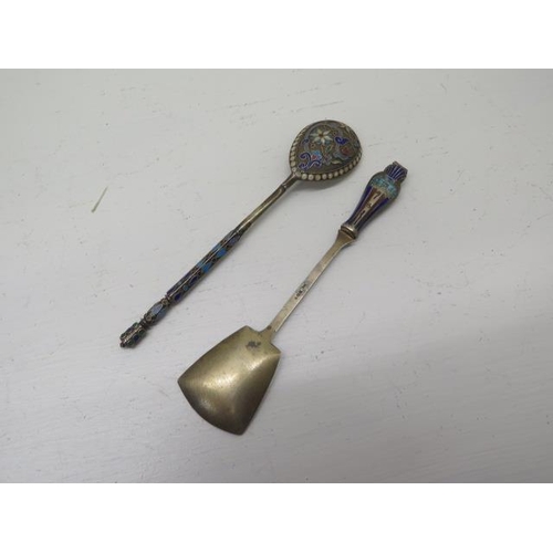 280A - A Russian silver gilt and enamel spoon (hallmarked)  with enamel in very good overall condition appr... 