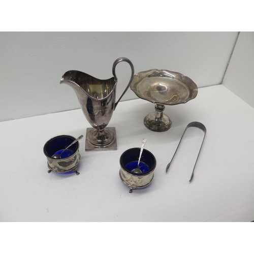 291A - A silver tazza, Birmingham 1919 - approx height 9cm, Hester Bateman sugar tongs, approx 14cm , a pai... 