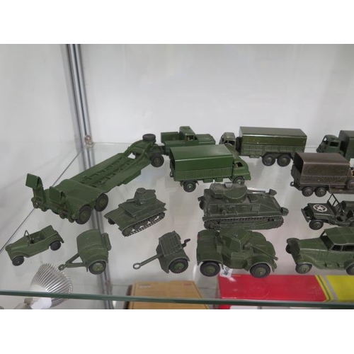 464 - Dinky Military items to include trucks, artillery - all in good condition for their age