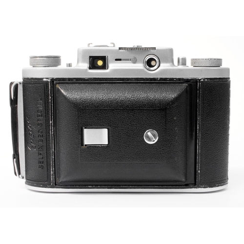 A Houghton Ensign Selfix 820 Special camera - Ross Xpress F3.8