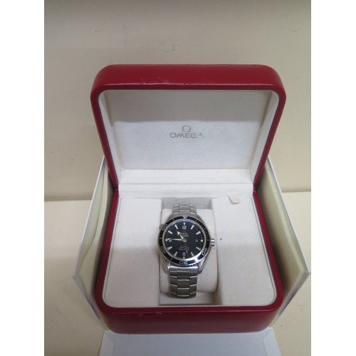 251 - An Omega Seamaster Planet Ocean Chronometer - 43MM CASE - 81725321, serial 29005091, box and full se... 