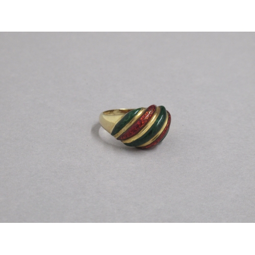 175 - An 18ct yellow gold (hallmarked) ring with red and green enamel - ring size O - approx weight 6.9 gr... 