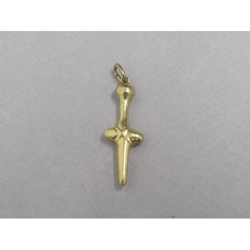 178 - An 18ct yellow gold (hallmarked) cross pendant - 3.5cm - approx weight 2.4 grams