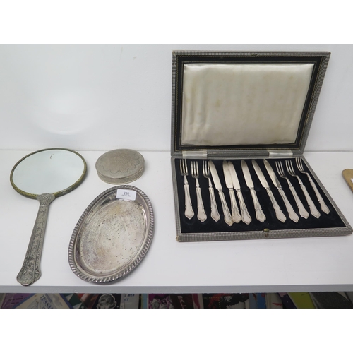 292 - Assorted silver plate items