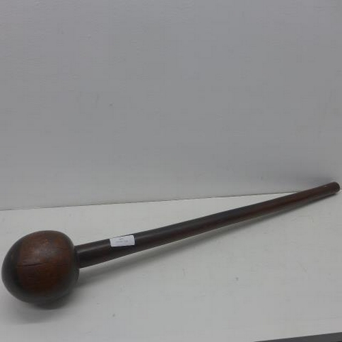 391 - A Southsea Islands hardwood throwing club - Length 64cm