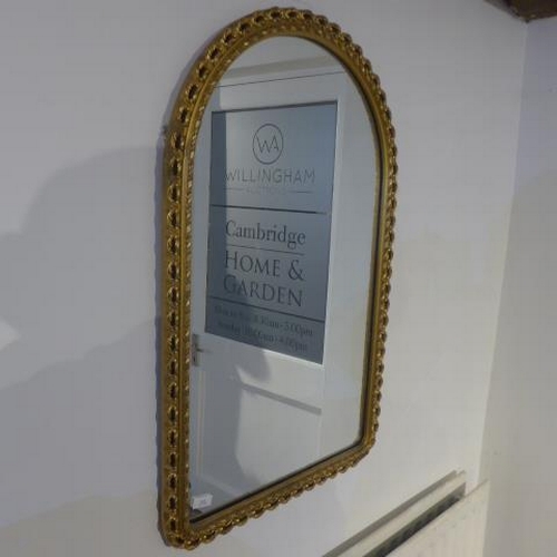 505 - A gilt mirror, 83cm x 52cm