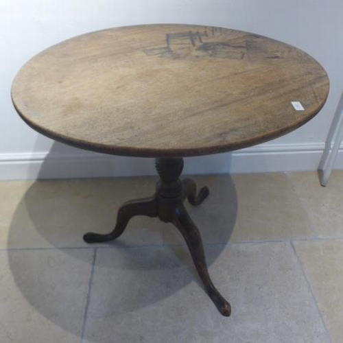 507 - A Georgian mahogany tripod table with a 78cm diameter top