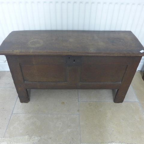 510 - An 18th century oak coffer - Width 107cm x Depth 40cm x Height 58cm