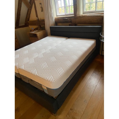 588 - A Tempur cloud super king size bed 180cm wide ,fully adjustable include massage function , purchased... 