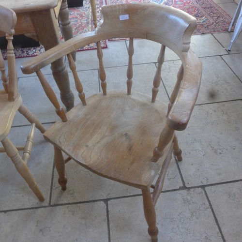 530A - Six Windsor chairs to include two smokers bow armchairs - one needing restoration