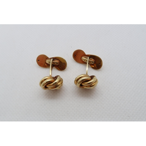 200 - A pair of 14ct yellow gold (hallmarked) cufflinks - approx total weight 9 grams