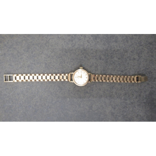 255 - A ladies Omega 9ct gold cased wristwatch with round case 20mm - Omega Cal. 244 movement - working in... 