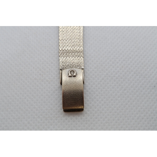 269A - An Omega Geneve ladies 9ct white gold (hallmarked) bracelet watch - oval case approx 23mm x 20mm - a... 