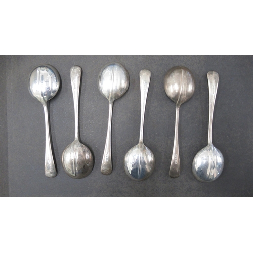 280 - A set of six silver (hallmarked) rat tail soup spoons, Atkin Brothers, Sheffield 1937 - 19cm togethe... 