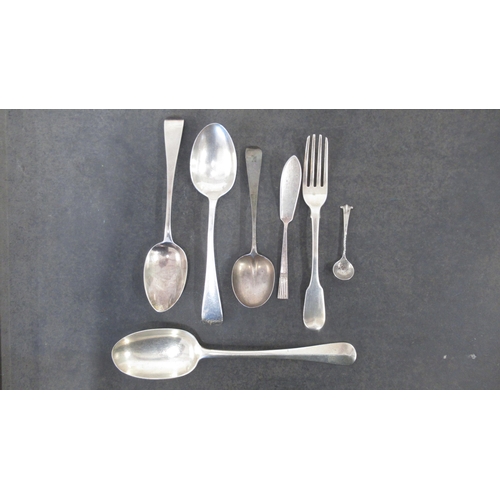 294 - A selection of silver cutlery - approx weight 7.5 troy oz