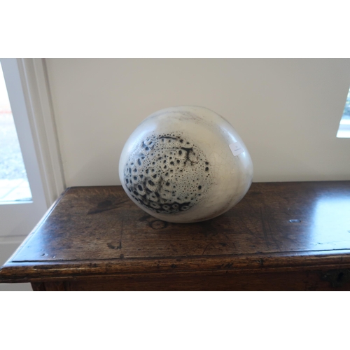 374 - A Sheila Rhodes Lucas ceramic orb/pebble, signed - Height 23cm