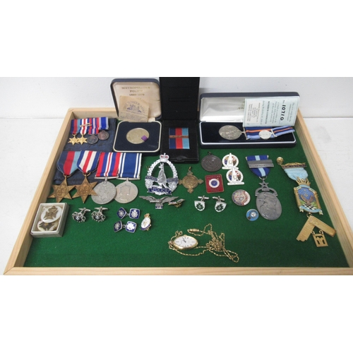 442 - Assorted medals, Insignia, badges etc including WW2 and Masonic silver gilt medal