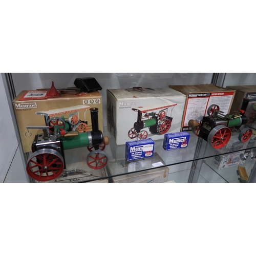 460 - Three Mamod steam engines with boxes and two boxes of tablets - in good condition