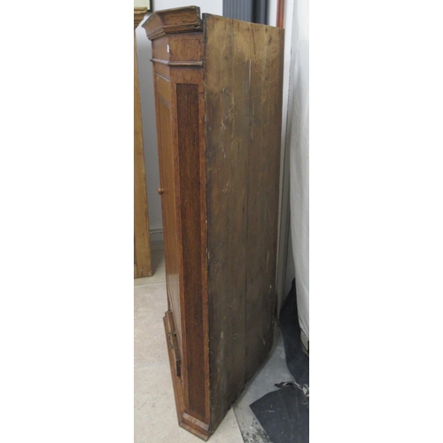 502 - An oak corner cupboard - 122cm x 76cm